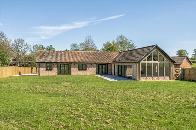Mill Lane, Misterton, TA18, photo 2