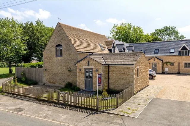 Wheatsheaf Mews, Upper Benefield, PE8, photo 1