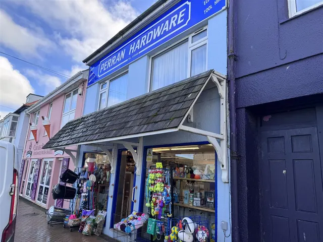 St. Pirans Road, Perranporth, photo 1