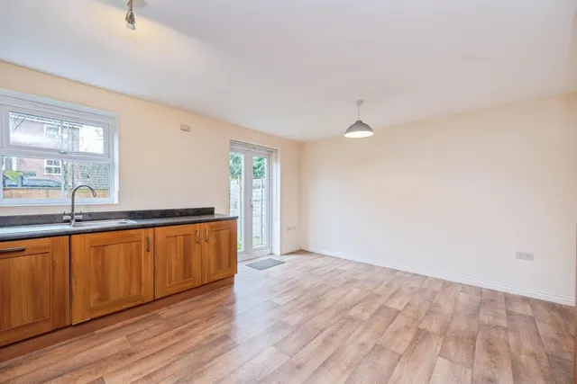 The Laurels, Fazeley, B78, photo 3