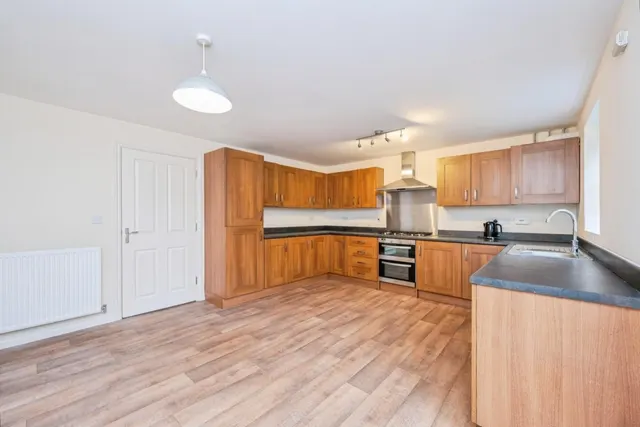 The Laurels, Fazeley, B78, photo 2