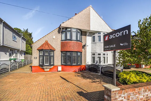 Falconwood Avenue, DA16, photo 1