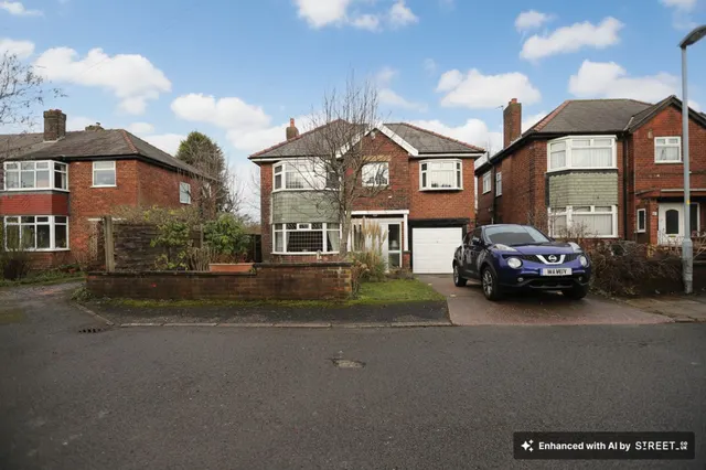 Stand Close, Whitefield, M45, photo 2