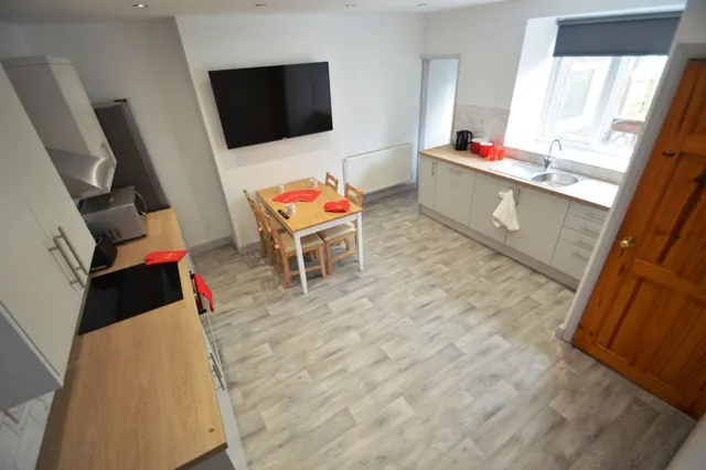 Teasdale Terrace, Durham, DH1, photo 3