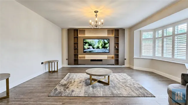 Hebble Court, Thornhill Lees, WF12, photo 2