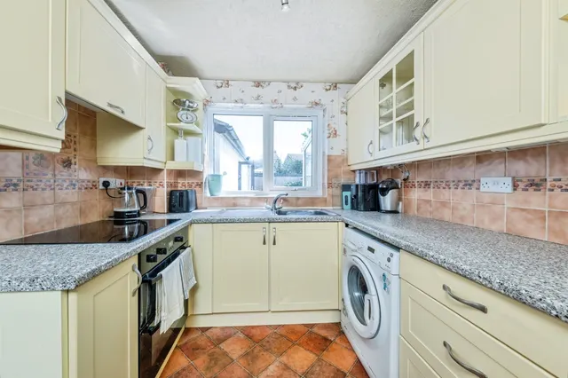 Photo 3 — Weston Road, Great Horwood, Milton Keynes