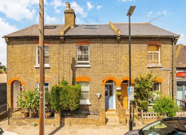 Braemar Road, Brentford, TW8, photo 1