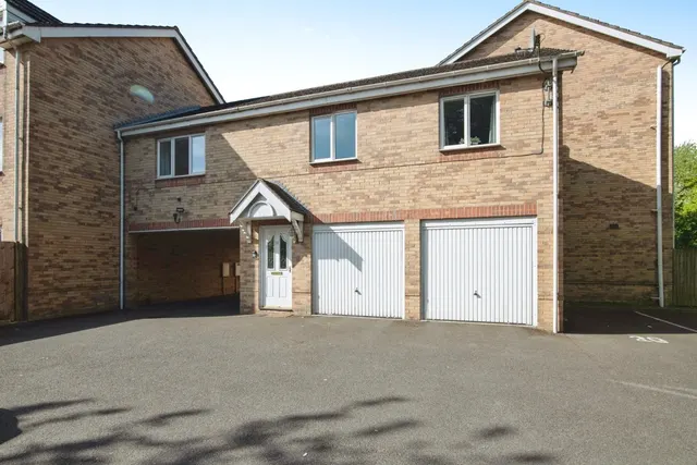 Titford Road, Oldbury, B69, photo 1