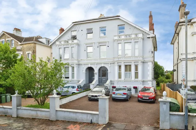 Queens Road, Tunbridge Wells, photo 1