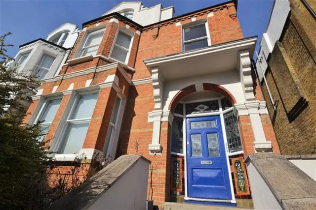 Woodside Road, Wimbledon, photo 1