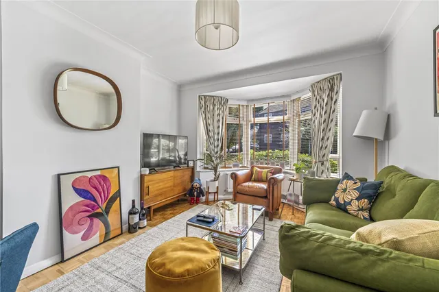 Beaulieu Close, East Twickenham, TW1, photo 3