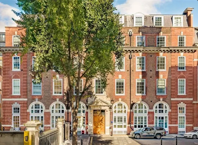 1 bedroom flat, Matthew Parker Street, Westminster, SW1H