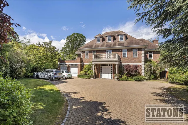 Broad Walk, London, N21 3DA, photo 1