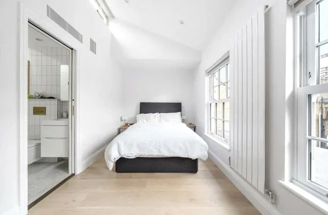 Photo 3 — Windmill Street, Marylebone, London, W1T 2HX