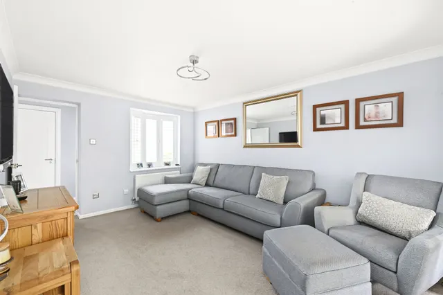 Dean Way, Aston Clinton, HP22, photo 2
