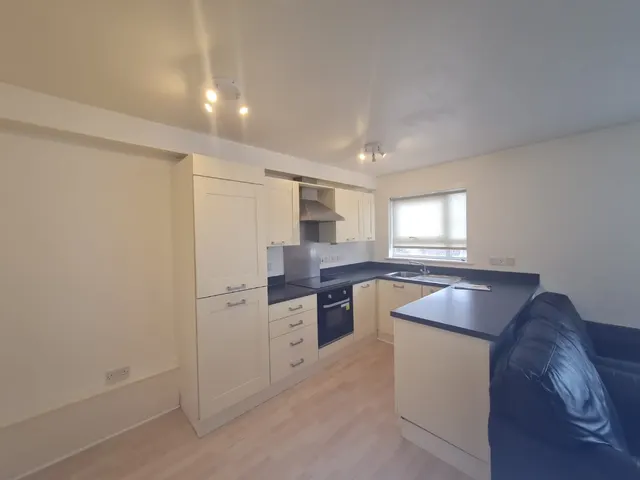 Photo 2 — Stamford Street East, Ashton-Under-Lyne, OL6