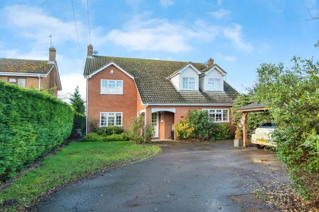 Station Road, Surfleet, PE11, photo 1