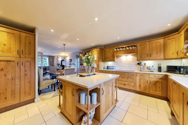 Station Road, Surfleet, PE11, photo 2