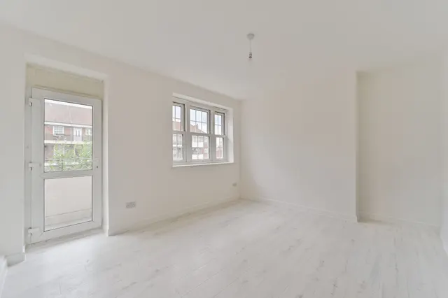 13 Dungeness House, York Road, London, photo 1