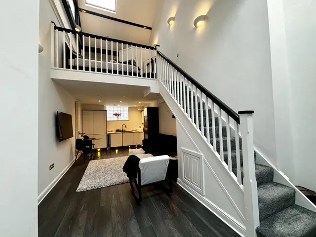 Winckley Street, PR1, photo 3