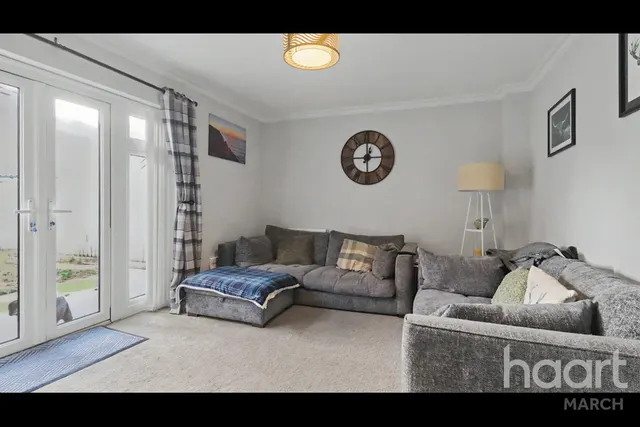 Lily Avenue, Wimblington, PE15, photo 3