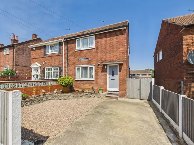 Harewood Road, Wakefield, WF1, photo 1