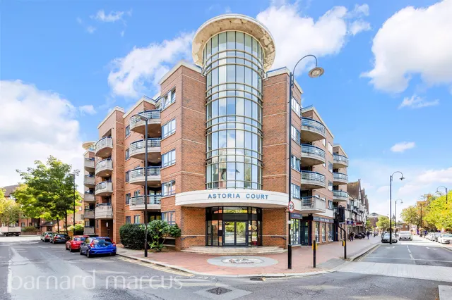 High Street, Purley, CR8, photo 1