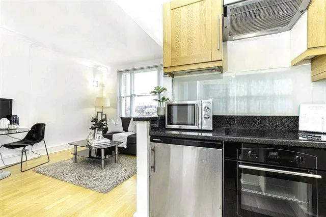 Hill Street, Mayfair, W1J, photo 2