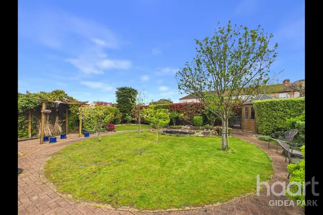 Purbeck Road, Hornchurch, RM11, photo 2