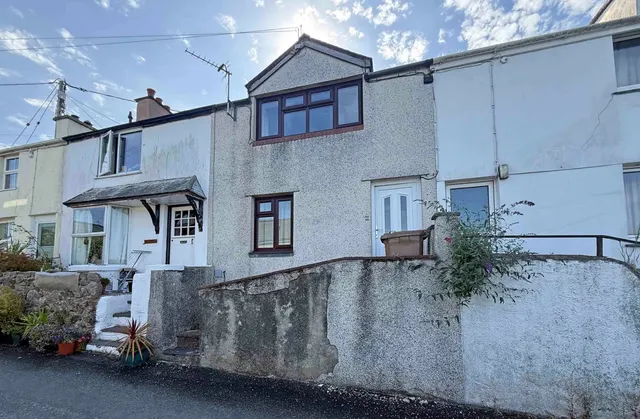 Brynffynnon, Y Felinheli, LL56, photo 1