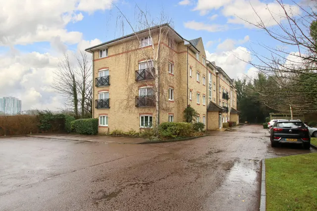 Malin Court Hardings Close, Hemel Hempstead, Hertfordshire, HP3 9AQ, photo 1