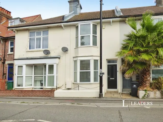 New Road, Littlehampton, BN17, photo 1