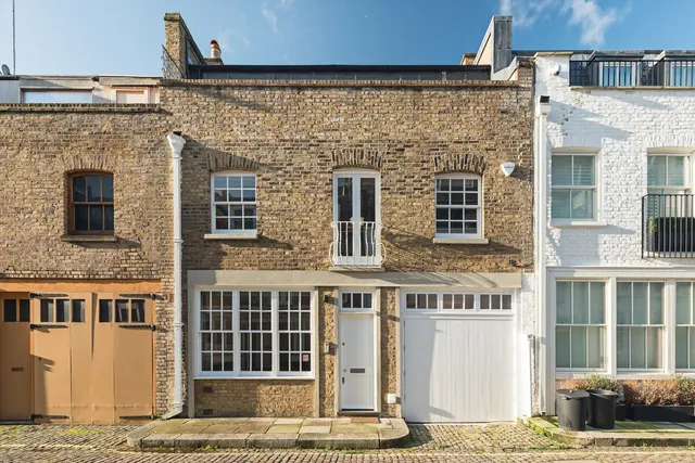 Ennismore Mews, Knightsbridge, SW7, photo 1