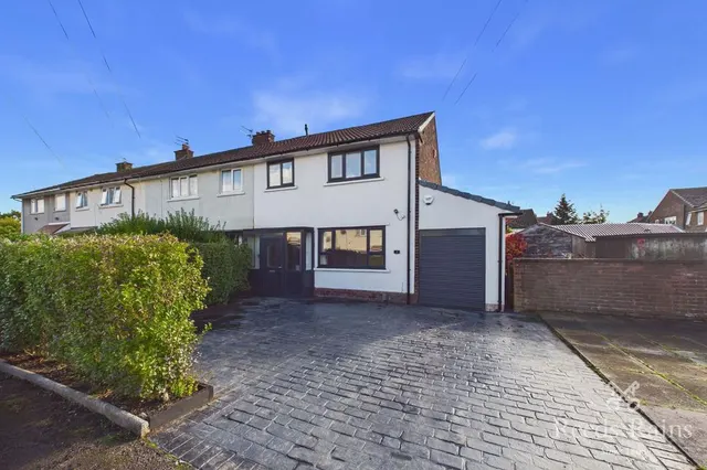 Haughton Close, Woodley, SK6, photo 1
