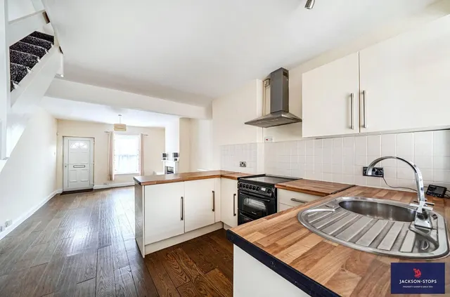 Harwood Terrace, Newmarket, CB8, photo 3