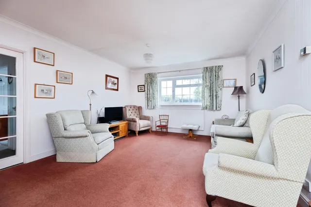 Bicester Road, Twyford, MK18, photo 2