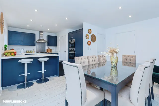 Abbots Drive, Leicester, LE2, photo 2