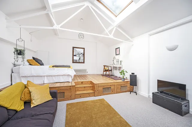 4 Magri Walk, London, photo 1