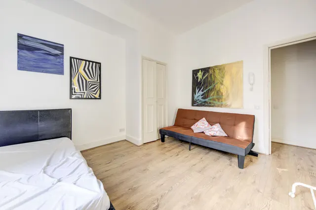 Photo 2 — Flat 11, 6 Collingham Place, London