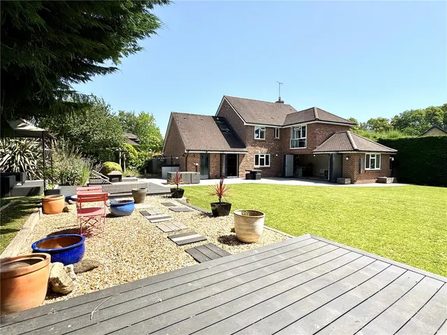 Oak Ash Green, Wilton, SP2, photo 1