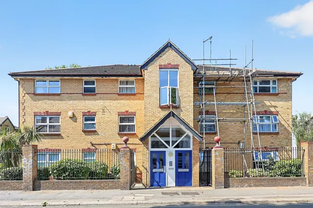 Acton Lane, London, photo 1