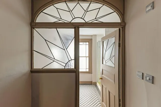 Photo 2 — Sillwood Road, BRIGHTON, BN1