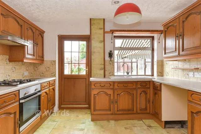Sedge Crescent, Walderslade, ME5, photo 3