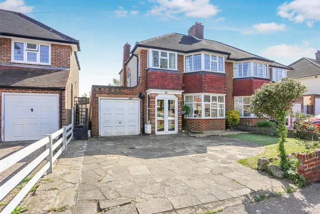 Park Road, Cheam Village, SM3 8PY, photo 1