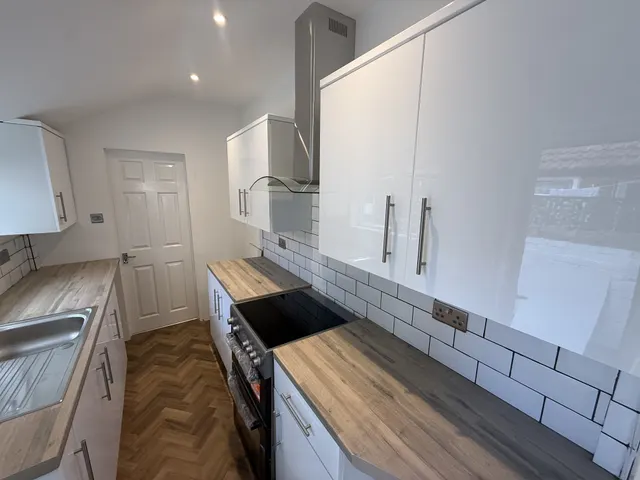 York Road, Shirebrook, NG20, photo 2