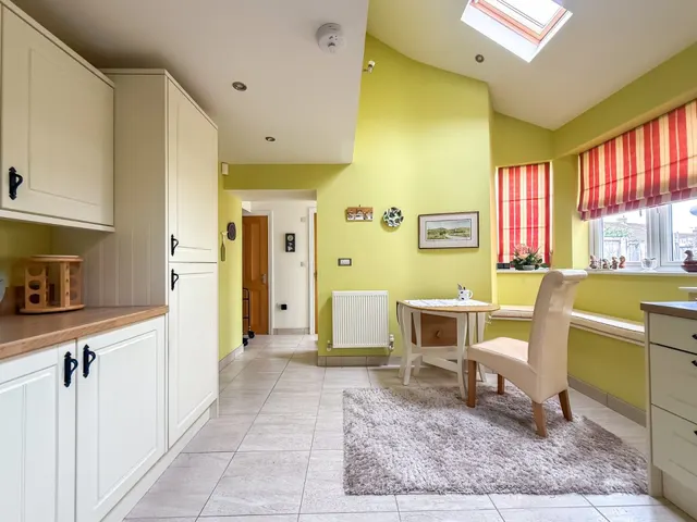 Friendship Terrace, Nailsea, BS48, photo 2