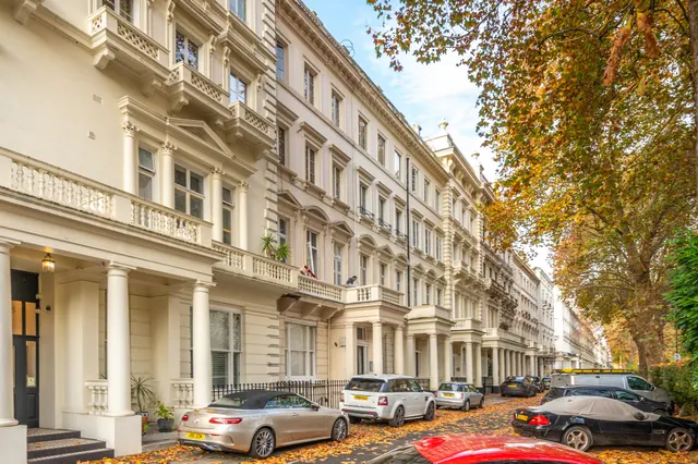 Photo 2 — Flat 2, 12 Westbourne Terrace, London