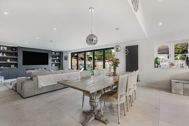 Brasenose Drive, Kidlington, photo 3