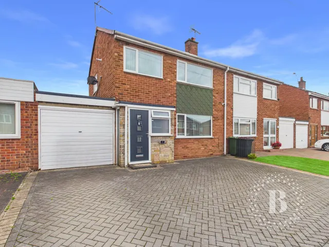 Lyndhurst Drive, Telford, TF2, photo 1