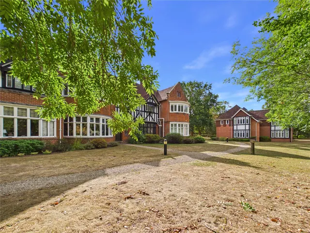 Lexden Road, Colchester, CO3, photo 1